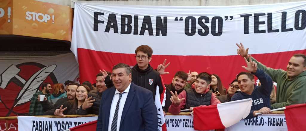 El precandidato de Las Heras que llev&oacute; hinchada a la Legislatura