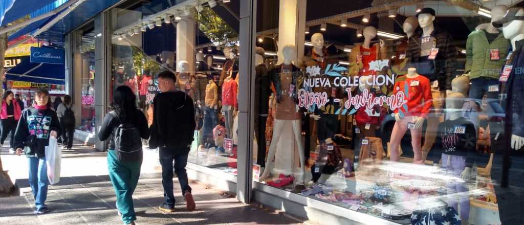 Caída en las ventas: los comercios del centro piden ayuda a Ulpiano Suarez