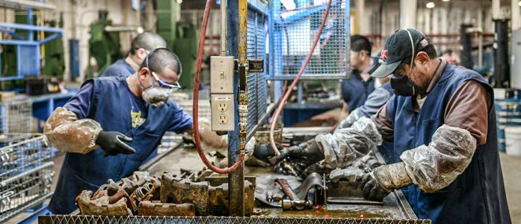 Según la UCA, uno de cada seis trabajadores no cubre necesidades alimentarias
