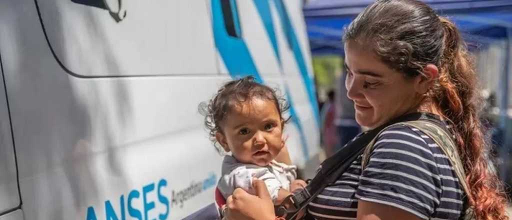 Quiénes cobran las asignaciones este jueves 22 de febrero