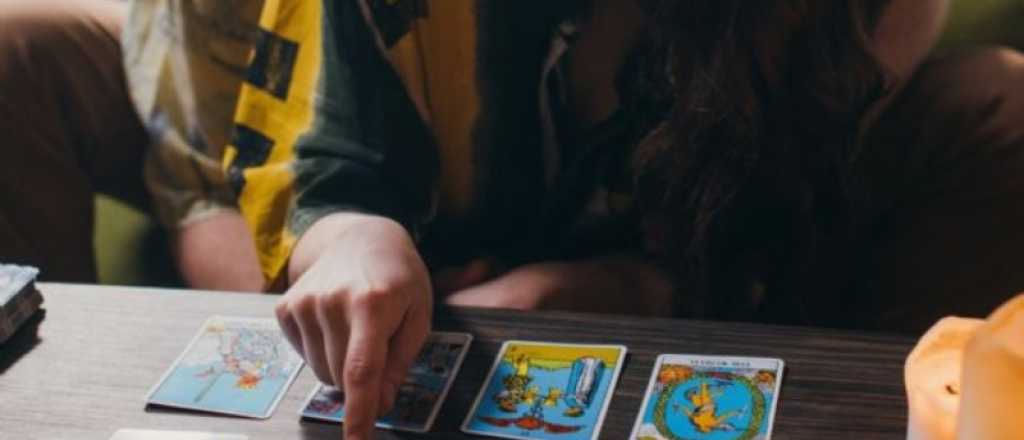 Cómo leer las cartas de tarot sin saber
