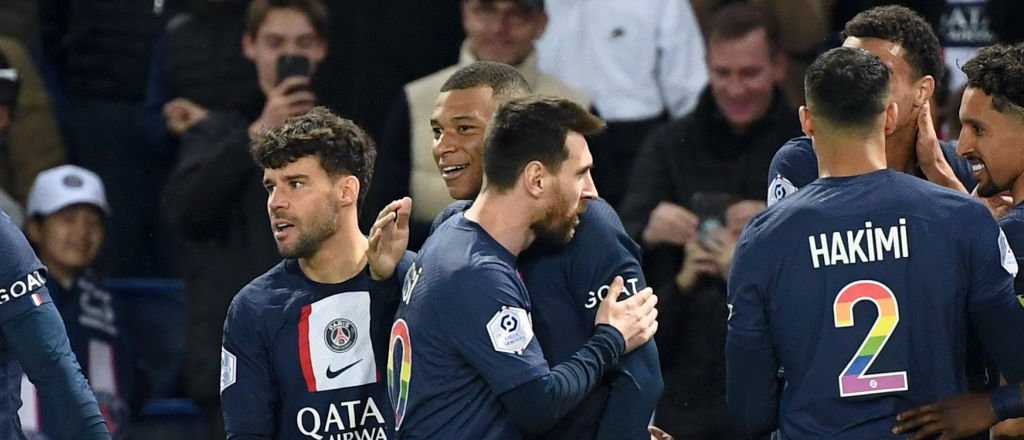 Messi volvió y fue silbado en la goleada del PSG, que acaricia el título