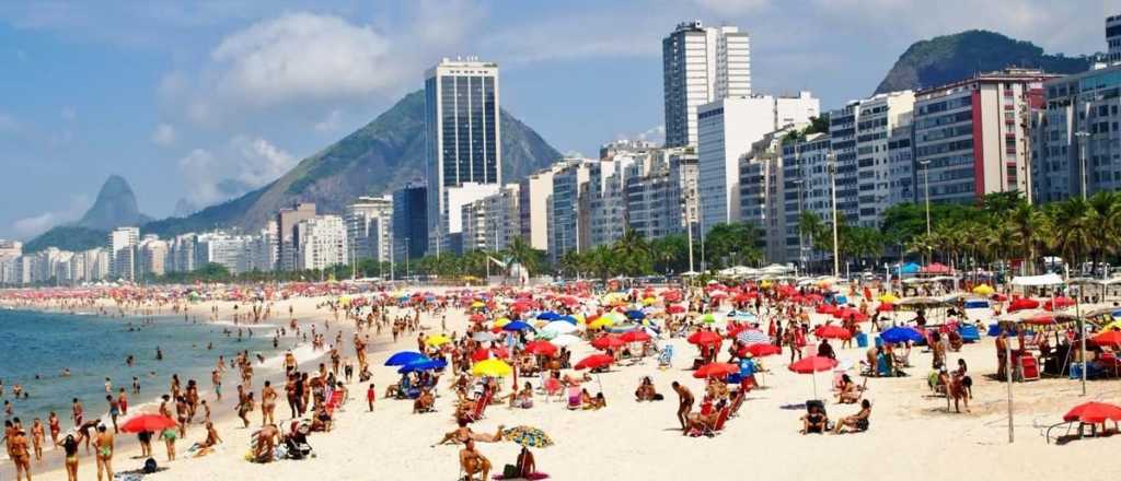 Los turistas argentinos, los que más visitan Brasil en vacaciones