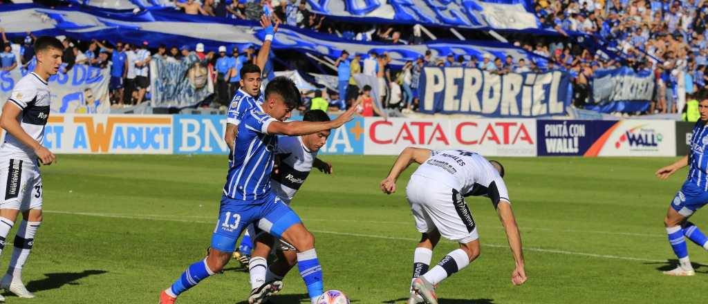 Godoy Cruz y una visita de riesgo a Newell's: formaciones, horario y TV
