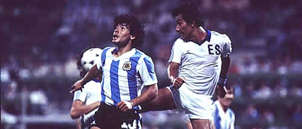 ¿Querés la casaca de Maradona? Subastan su camiseta del Mundial '82