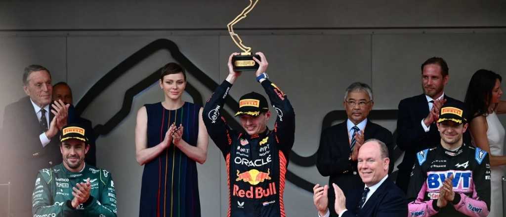 Bajo la lluvia, Verstappen se quedó con el Gran Premio de Mónaco