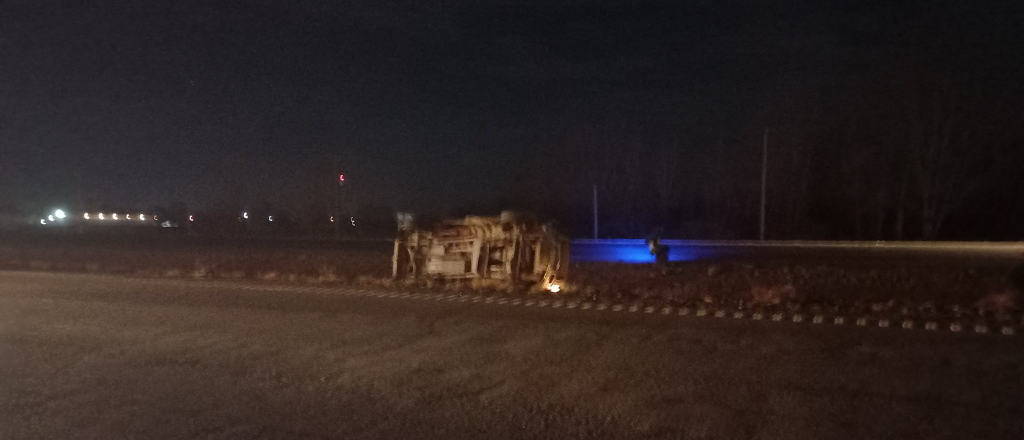 Tr&aacute;gico accidente en Maip&uacute;: un hombre falleci&oacute; al volcar en el Acceso Este