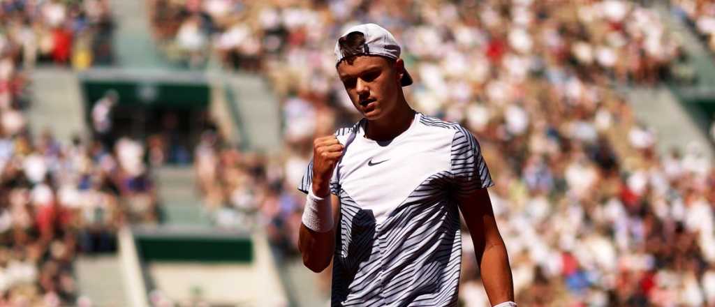 Cer&uacute;ndolo perdi&oacute; y se despidi&oacute; de Roland Garros