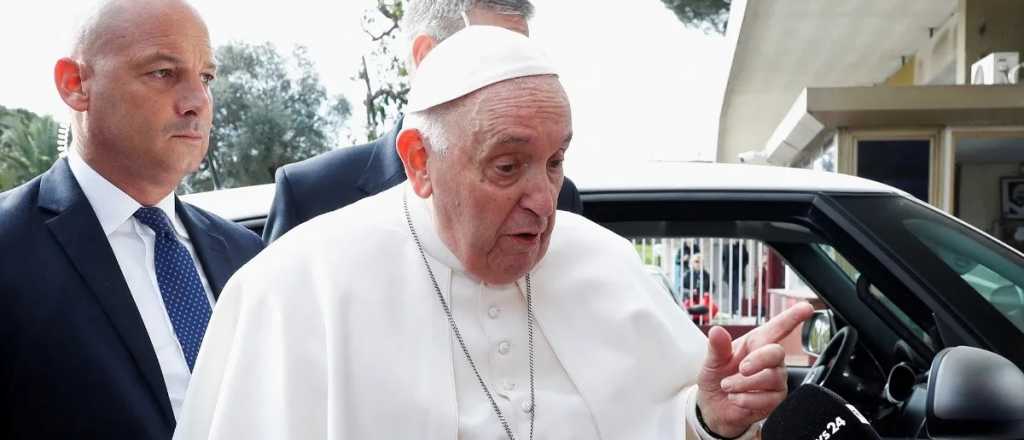 El papa Francisco se someterá a una operación de urgencia en el abdomen
