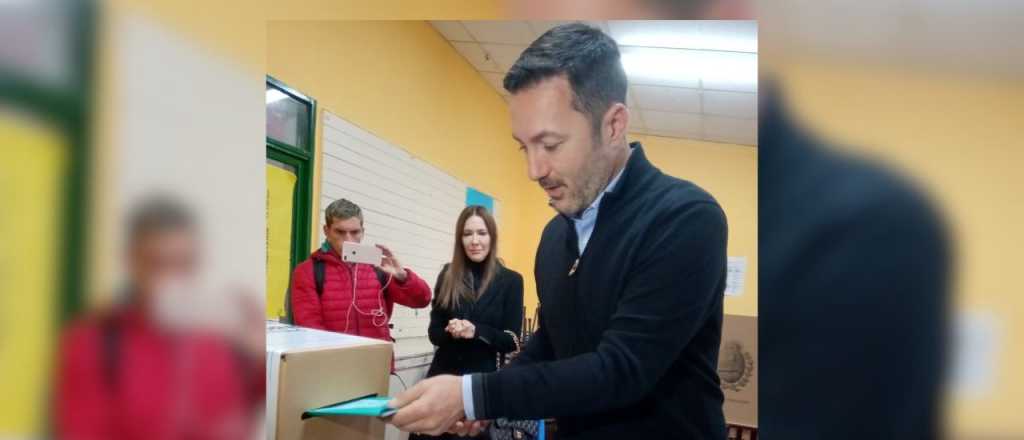 Petri vot&oacute; junto a Cristina P&eacute;rez: "El 99% de nuestra lista es gente de a pie"