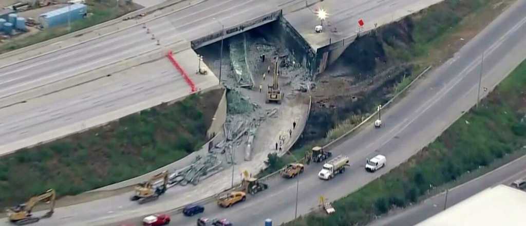 Video: una autopista se derrumbó en Filadelfia