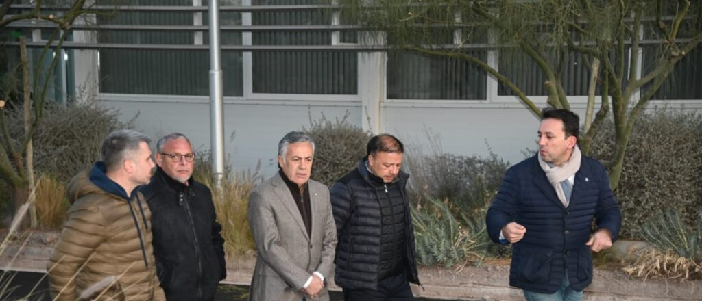 Cornejo, Zalazar y Costarelli recibieron a funcionarios chilenos 