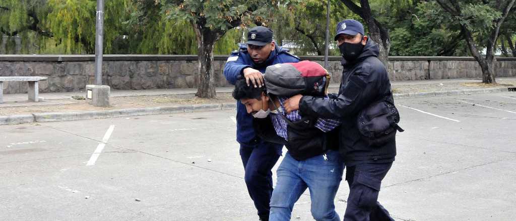 Incidentes en Jujuy: 170 heridos y 68 detenidos con antecedentes