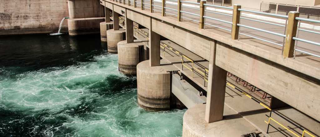 El gobierno de Mendoza quiere provincializar las represas del sur