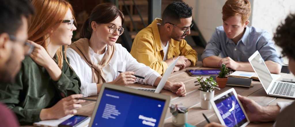 El color y la forma de comunicarlo a trav&eacute;s de la imagen profesional