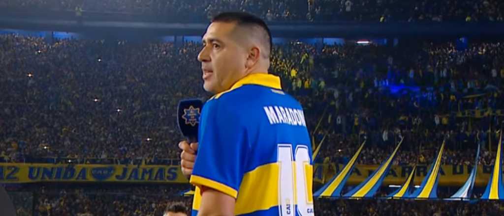 "Sin ustedes no podr&iacute;a vivir": la emoci&oacute;n de Rom&aacute;n en su adi&oacute;s al f&uacute;tbol