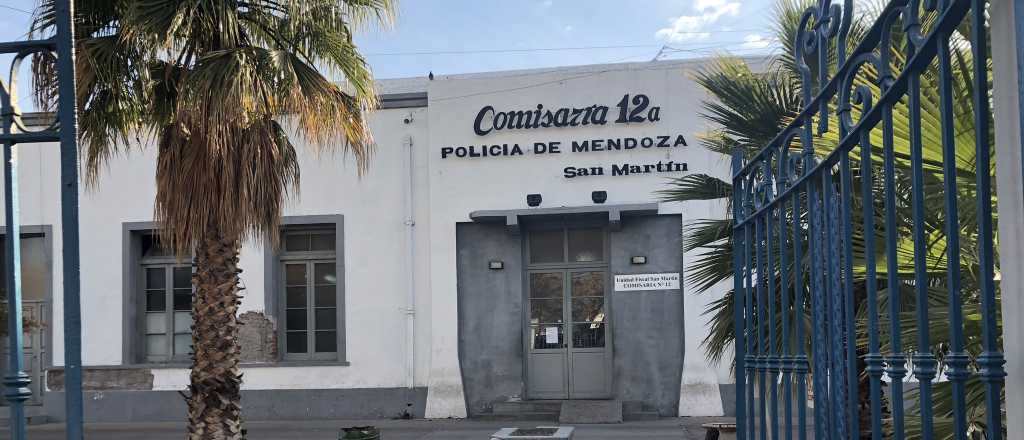 Policías de San Martín chocaron un móvil: indagan si fue mientras trabajaban