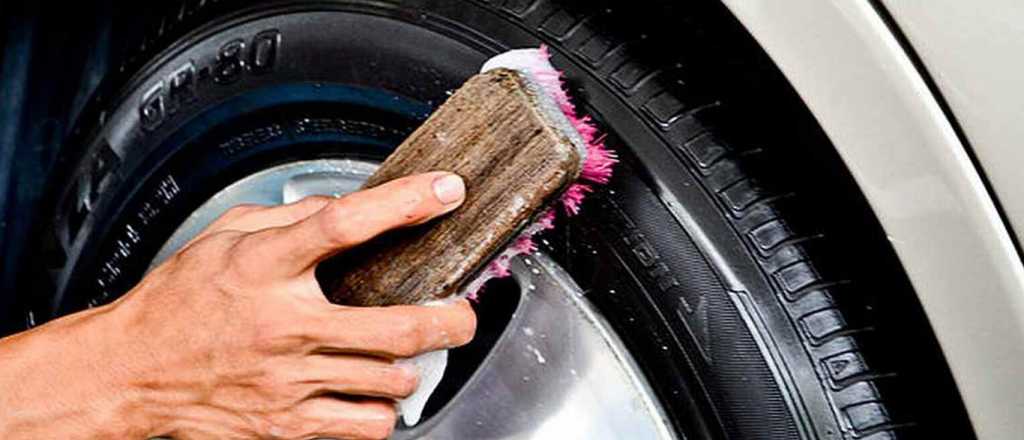 C&oacute;mo limpiar las llantas del auto y dejarlas como nuevas