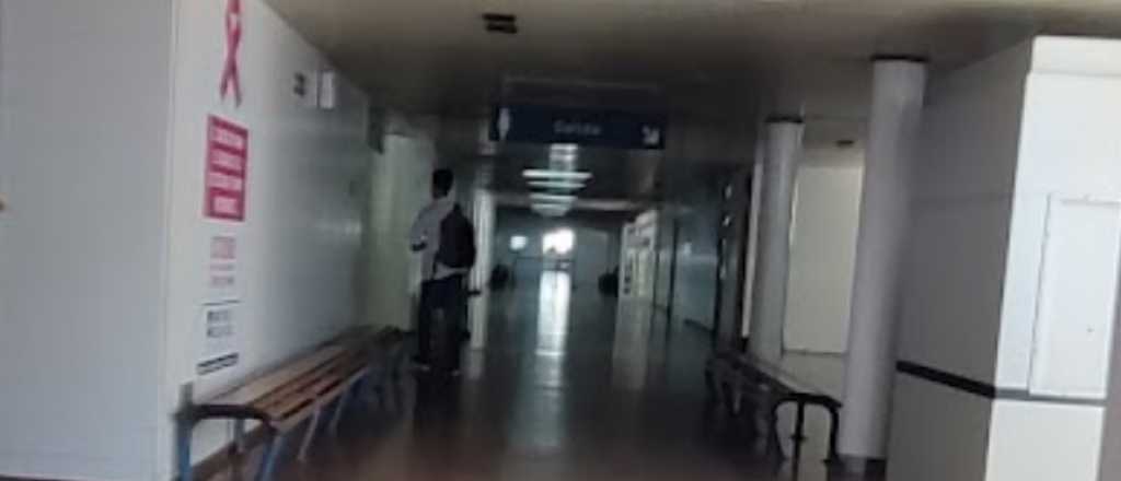 Atacaron a un médico y a un enfermero en el hospital Scaravelli