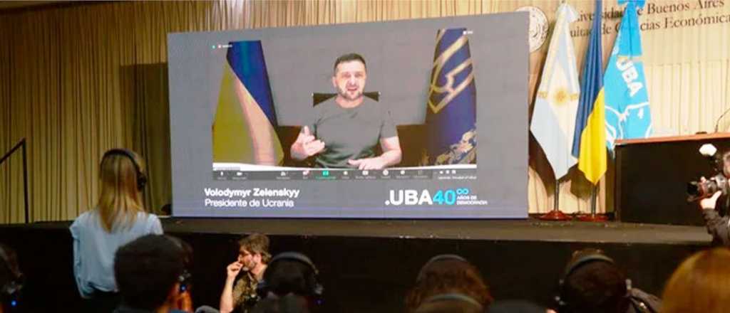 Zelenski participó de una charla de la UBA