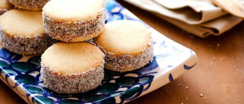 Los mejores alfajores de maicena: receta f&aacute;cil y r&aacute;pida
