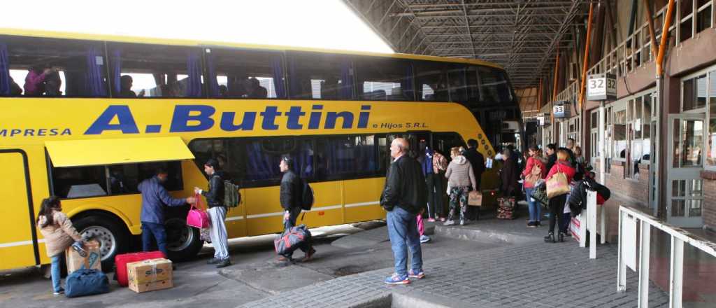 El seguro que puso Alberto y sacó Milei impactará en el precio del boleto