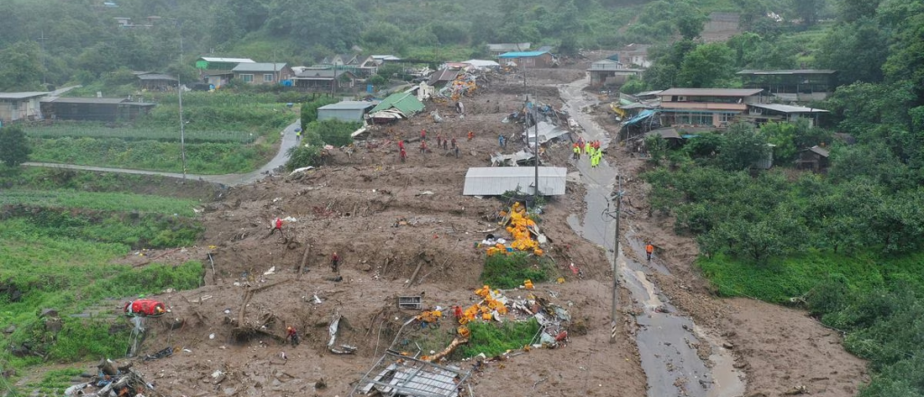 Impresionante deslizamiento de tierra en Corea del Sur: 20 muertos