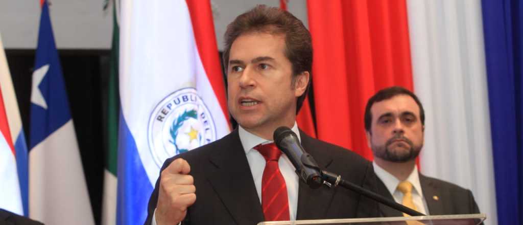 Un ministro de Paraguay propuso levantar un muro en la frontera con Argentina