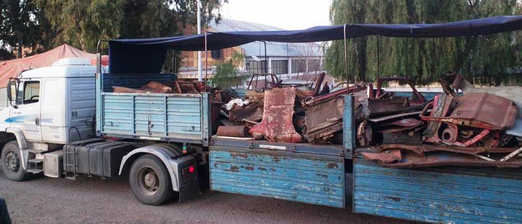 Traían "merca" a Mendoza oculta en camiones oxidados