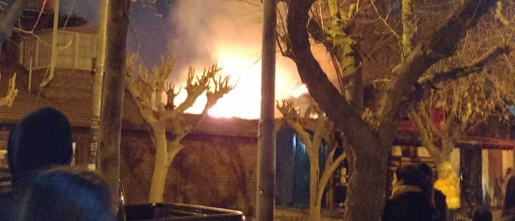 Se incendió una vivienda en Guaymallén