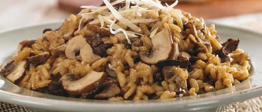 Prepar&aacute; un riqu&iacute;simo risotto de hongos en 5 pasos