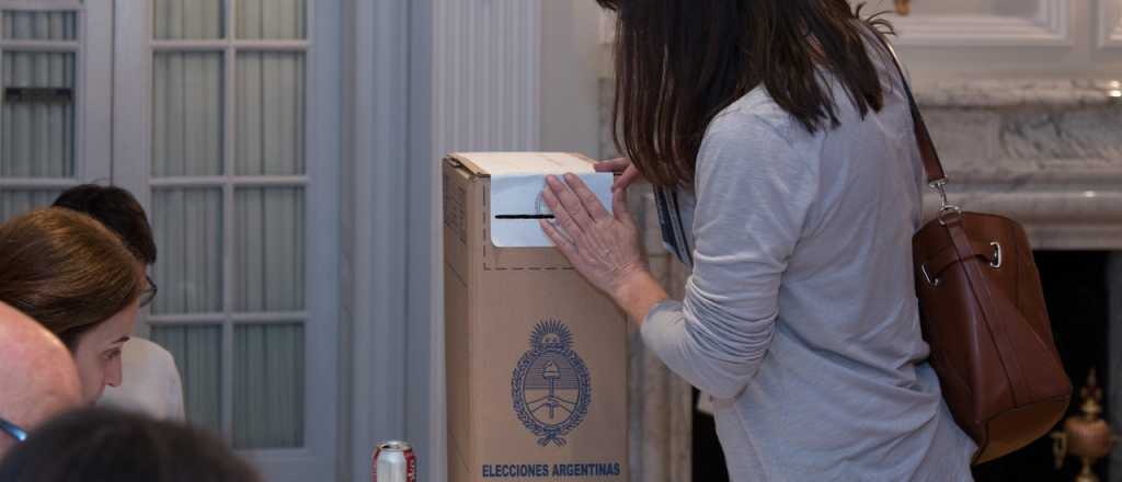 Elecciones 2023: para qu&eacute; cargos pueden votar los extranjeros residentes