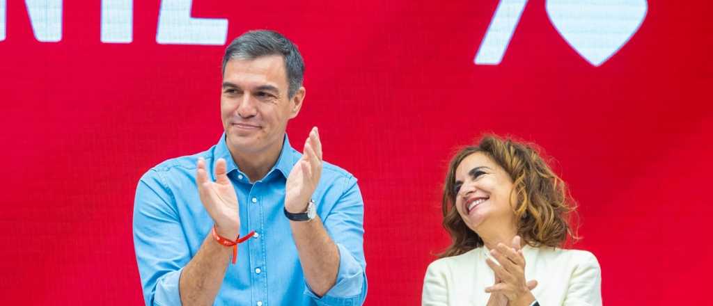 Sánchez sigue al frente del Gobierno tras las elecciones sin claro ganador