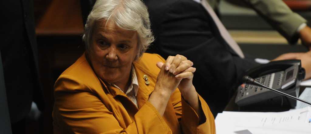 La esposa de Pepe Mujica: regulación de marihuana y economía argentina