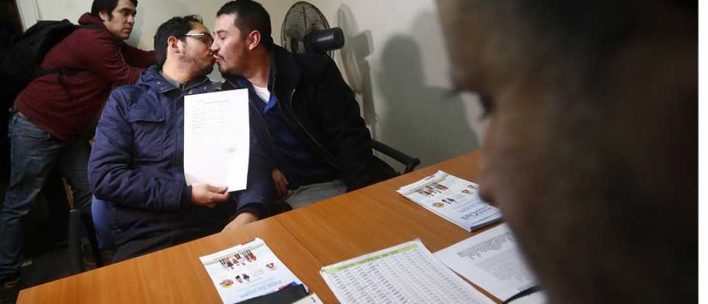 Chile: a partir de hoy existe la uni&oacute;n civil para gays y heterosexuales