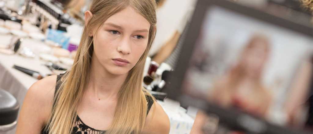 La musa de Dior profundiza el debate sobre la edad de las modelos