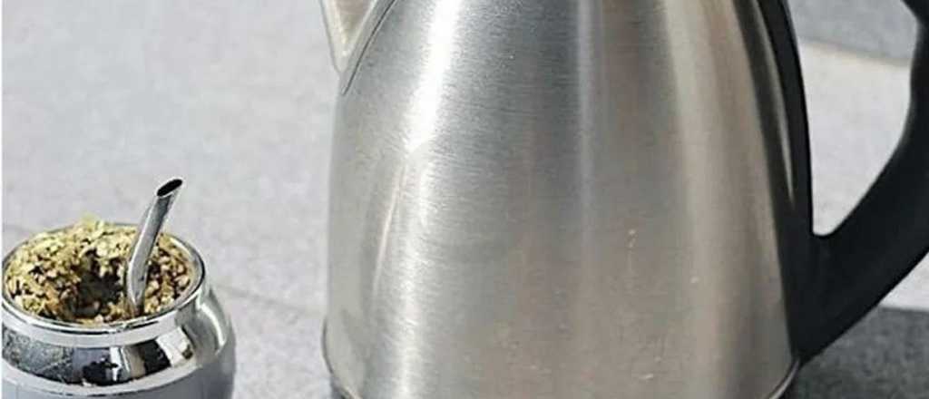 El truco casero definitivo para limpiar tu pava el&eacute;ctrica