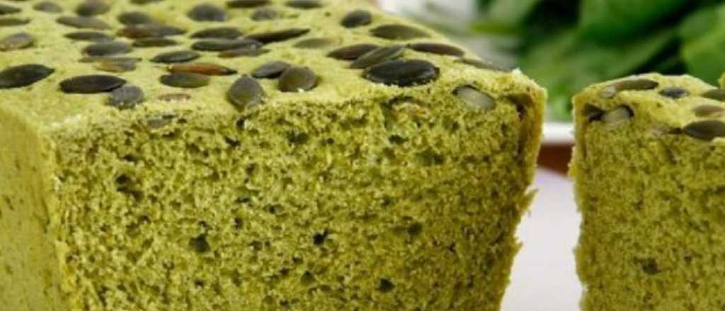 La receta para comer sin culpa: pan de espinaca en cinco minutos