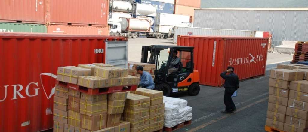 Récord de importaciones en Argentina: electrónica, motos, ropa y hasta comida