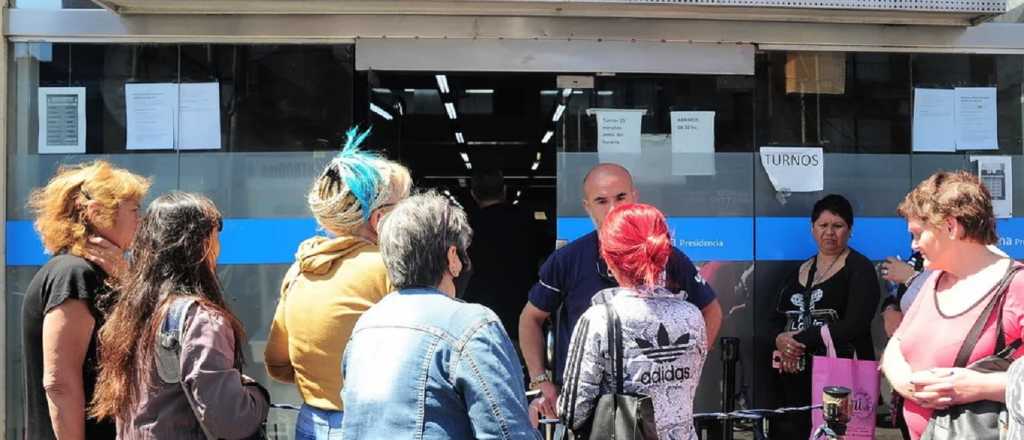 Quiénes cobran jubilaciones y pensiones este lunes 14 de agosto