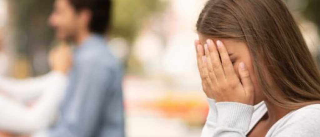 &iexcl;No lo toleran! Sufren de celos si ven a sus ex con nuevo amor
