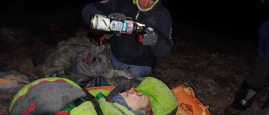 Se accidentó haciendo "culopatín" en la montaña y su rescate duró 10 horas