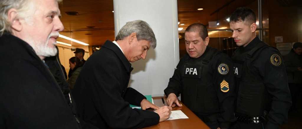 El juicio de destitución a Walter Bento se hará entre septiembre y octubre