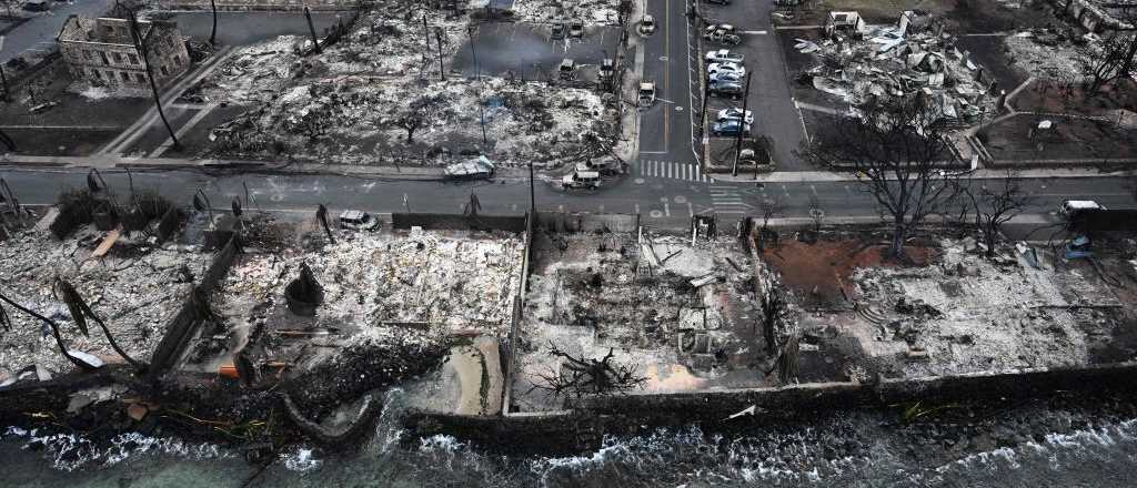 Incendios devastadores en Hawaii dejan al menos 67 muertos
