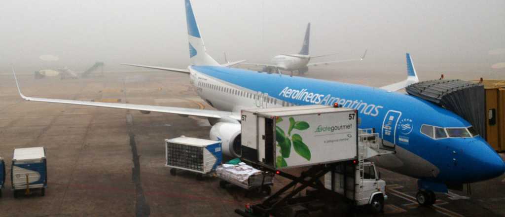 Problemas con vuelos en El Plumerillo por el temporal en Buenos Aires