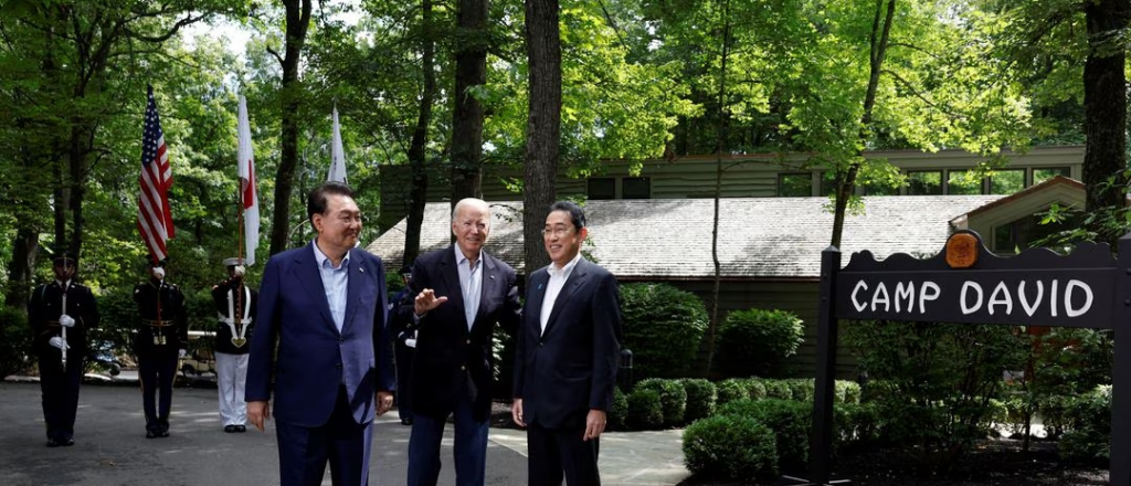 EEUU, Jap&oacute;n y Corea del Sur acuerdan cooperaci&oacute;n militar y critican a China