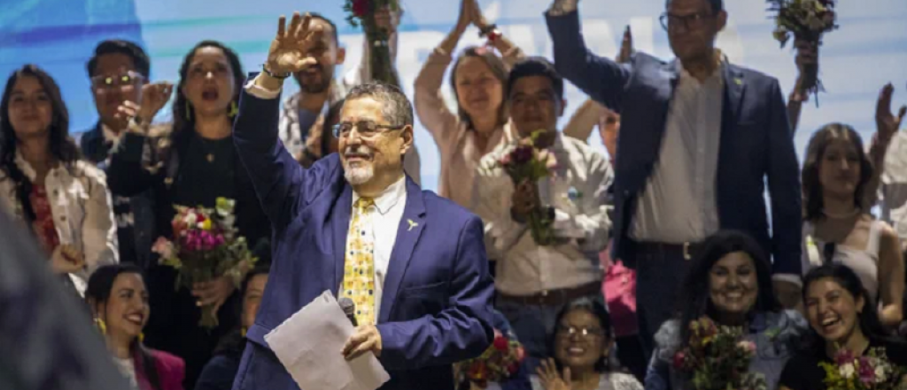El progresista Bernardo Arévalo ganó las elecciones en Guatemala