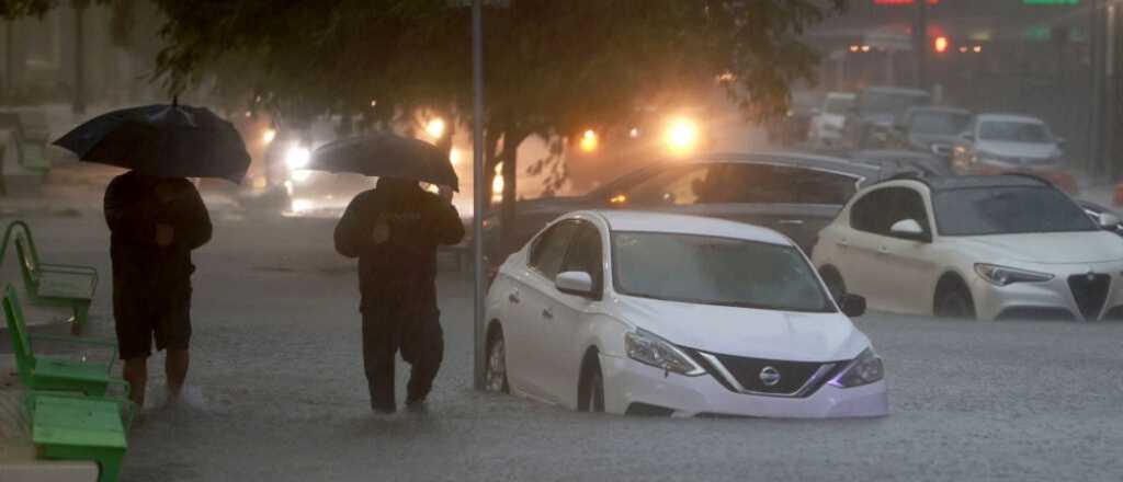 Un muerto e inundaciones en México por el Huracán Hillary
