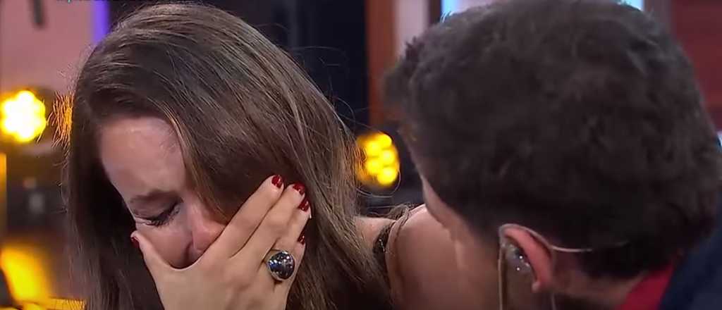 Video: Pampita llor&oacute; desconsolada en el programa de Fer Dente
