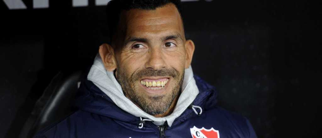 En el debut de Tevez y con ayudita, el Rojo venci&oacute; a V&eacute;lez